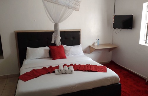 Eldoret House | WHITE HOUSE LOUNGE & GUEST HOUSE