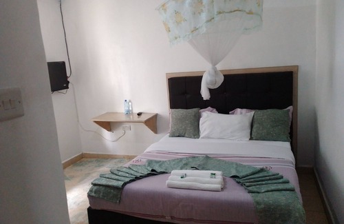Eldoret House | WHITE HOUSE LOUNGE & GUEST HOUSE