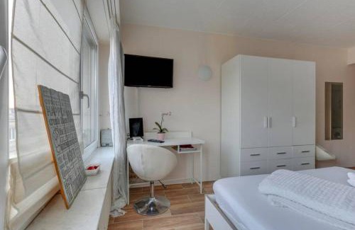Gare Apartment | White House
