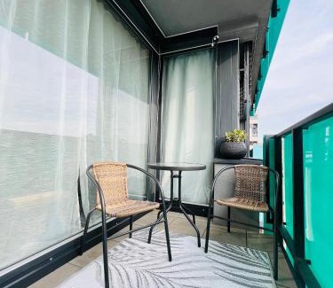 Holesovice Apartment | White Pearl Studio with parking in Holešovice