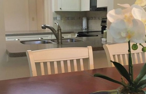 Sarasota House | White Pine Villa,Close to Siesta Key!