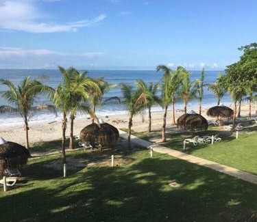 Punta Chame Apartment | White Sands, Aquamarine waters and High Surfs
