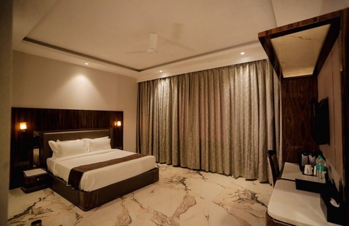 Bhilwara Hotel | White Season by The Sky Imperial