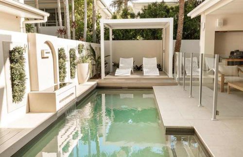 Yaroomba House | Whitehaven - 100m to Beach, Private Pool