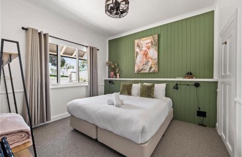 Margaret River House | Whitehouse Cottage - Margaret River