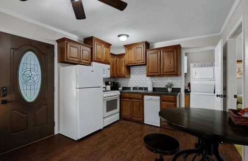 Whitesboro Bed & Breakfast | Whitesboro’s Hidden Gem Cozy Downtown Haven