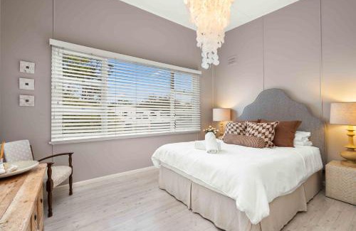 Huskisson House | Whitewash Cottage by Experience Jervis Bay