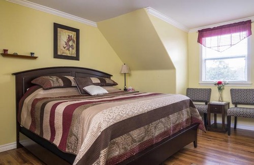Twillingate Bed & Breakfast | Whitsha Inn B&B