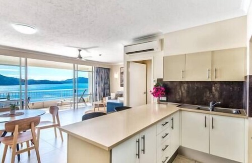 Hamilton Island Apartment | Whitsunday East 1106 on Hamilton Island by HamoRent