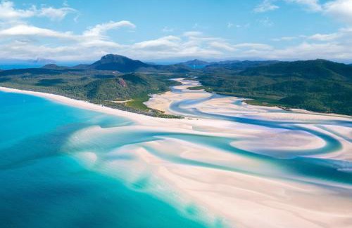 Cannonvale Apartment | Whitsunday Pandanus-Stylish 2 bedroom townhouse in quiet location