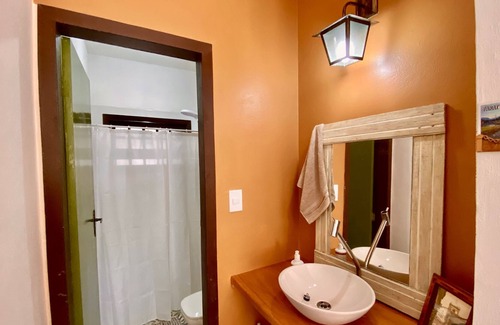 Mangueira House | Whole house in a gated community with swimming pool in Paraty!