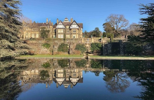 Llandudno House | Whole House - Llandudno Hostel