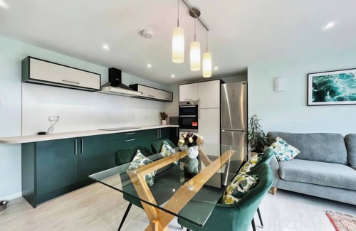 Conwy House | Whole house with parking and garden in Conwy. Pets welcome