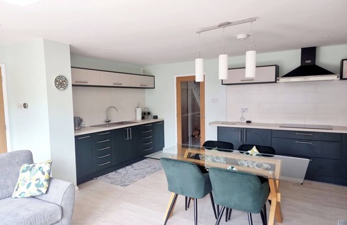 Conwy House | Whole house with parking and garden in Conwy. Pets welcome
