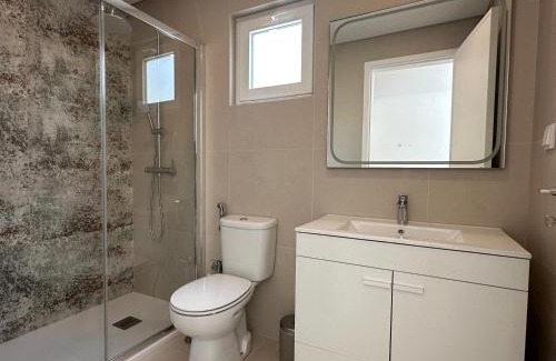 Alges Apartment | WHome Peaceful Alges Family Home away from City Noise