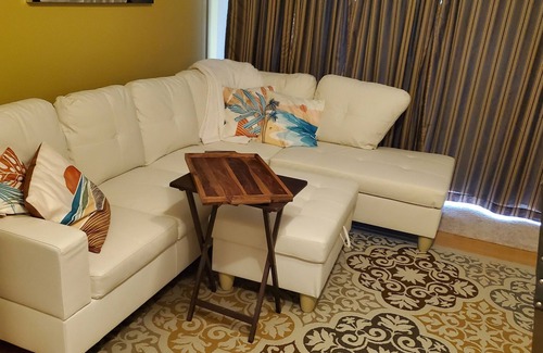 Beacon Woods East Apartment | Why rent a room when you can have your own wing?