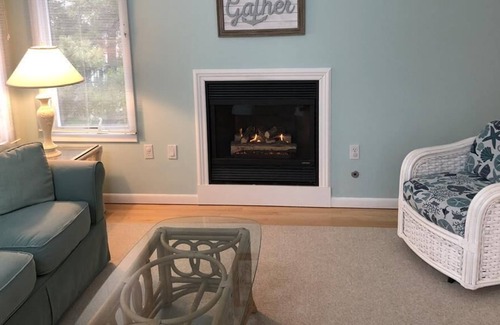 Harvey Cedars Condo | Wi/Fi. Streaming TV. Rooftop Deck. Outisde Shower. Deck. Oceanview. Balcony. Beach Chairs. Beach Badges. Pets Considered. Harvey Cedars, Dog Friendly, Steps to the beach 140085