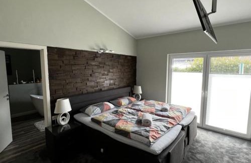 Zetel House | Wide angle view