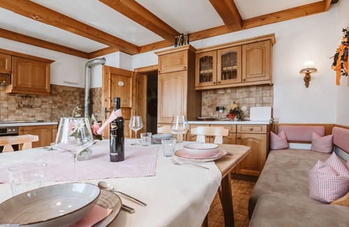 Bramberg am Wildkogel Apartment | Wiedhölzl by Interhome