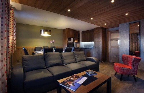 Arc-2000 Apartment | Wifi, 150m from ski slopes, fitness, swimming pool, sauna, hammam, balcony, tv, ski locker, 72m²
