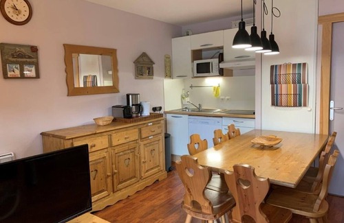 Vignec Apartment | Wifi, 1st floor, balcony, tv, ski locker, 48m², Saint Lary Soulan