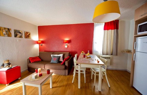 Montchavin Apartment | Wifi, 200m from ski slopes, parking, tv, ski locker, 28m², Montchavin La Plagne
