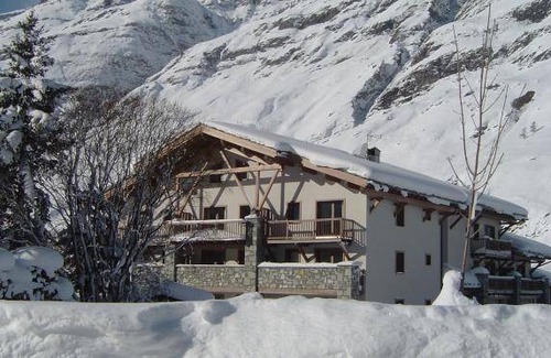 Bessans Apartment | Wifi, 50m from ski slopes, fitness, balcony, tv, ski locker, 41m², Bessans