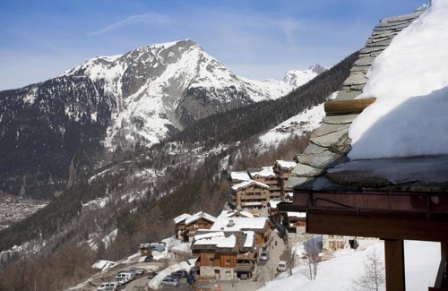 Sainte-Foy-Tarentaise Apartment | Wifi, ski-in/ski-out & foot of the slopes, fitness, swimming pool, tv, ski locker, 30m²