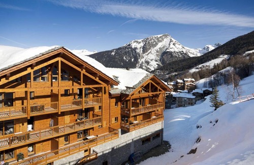 Sainte-Foy-Tarentaise Apartment | Wifi, ski-in/ski-out & foot of the slopes, fitness, swimming pool, tv, ski locker, 30m²