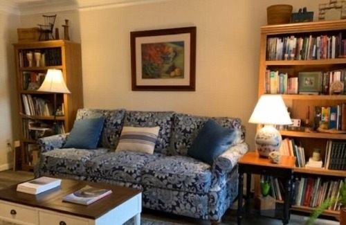 North Shore Villa | Wifi, Main Channel View, close to everything