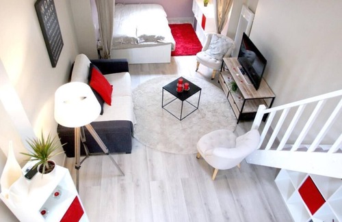 Saint-Michel Apartment | WIFI - Parking - Hyper Centre