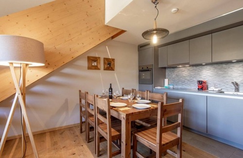 Vercorin Apartment | Wifi, ski-in/ski-out & foot of the slopes, sauna, hammam, tv, ski locker, 67m², Vercorin