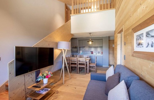 Vercorin Apartment | Wifi, ski-in/ski-out & foot of the slopes, sauna, hammam, tv, ski locker, 67m², Vercorin