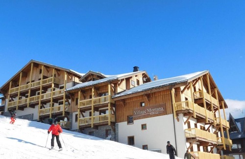 Val-Thorens Apartment | Wifi, ski-in/ski-out & foot of the slopes, fitness, swimming pool, sauna, hammam, balcony, tv