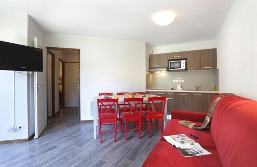 Morillon Apartment | Wifi, swimming pool, terrace, balcony, parking, tv, ski locker, 17-21m², Morillon