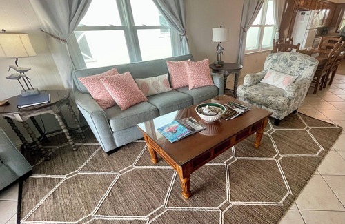 Pawleys Island House | Wiggins Beach House Best of Pawleys Island, SC