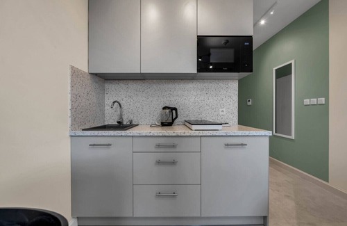 Wlochy Apartment | Wiktoryn Studio - Balcony, Gym & Sauna