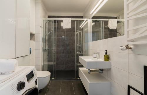 Stare Miasto District Apartment | Wilczak 20B Stylish Apartment by BookingHost