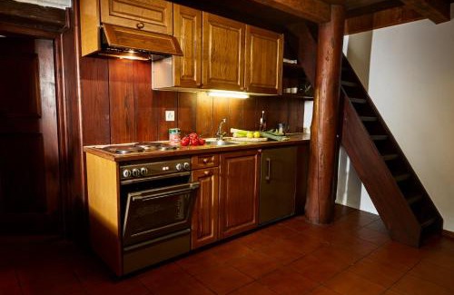 Russo House | Wild Valley Tiny Escape