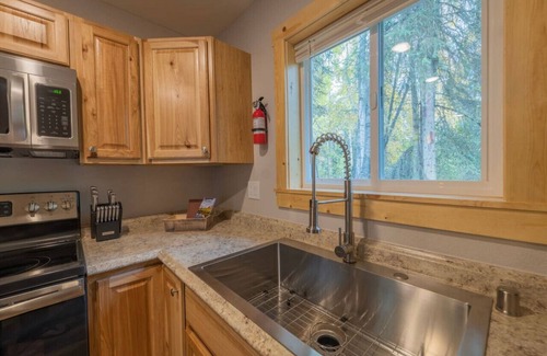 Soldotna Cabin | Wilderness Escape 2 bedroom 1 bath 4 guests