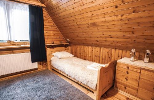 Czernichow Villa | Willa z sauną, balią, salą imprezową - biliard, piłkarzyki