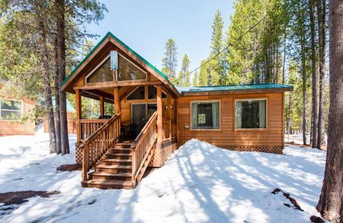 Crescent Ski Chalet | Willamette Pass Inn & Chalets