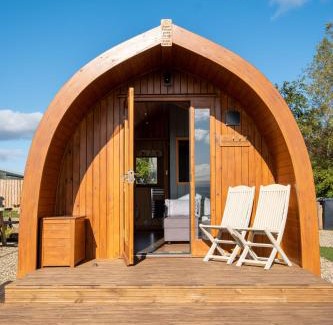 Hallington House | Willow Cabin