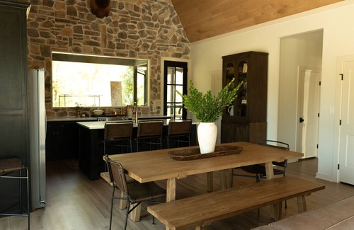 Broken Bow House | Willow Creek – A Serene Creek Side, Luxury Cabin