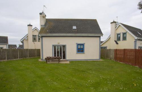Rosslare House | Willow Grove Holiday Homes No 3 by Trident Holiday Homes