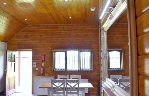 Fitling House | Willow Plus 2
