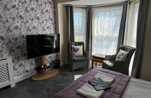 Great Yarmouth House | Willows Guest House