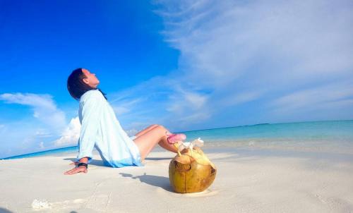 Guraidhoo House | Wind Breeze Sunset View Inn