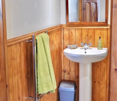 Brough Bed & Breakfast | Windhaven Camping and B&B