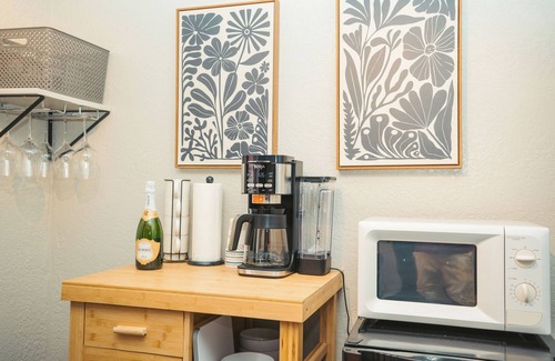 Denver Apartment | Windsor Retreat Private Basement Suite